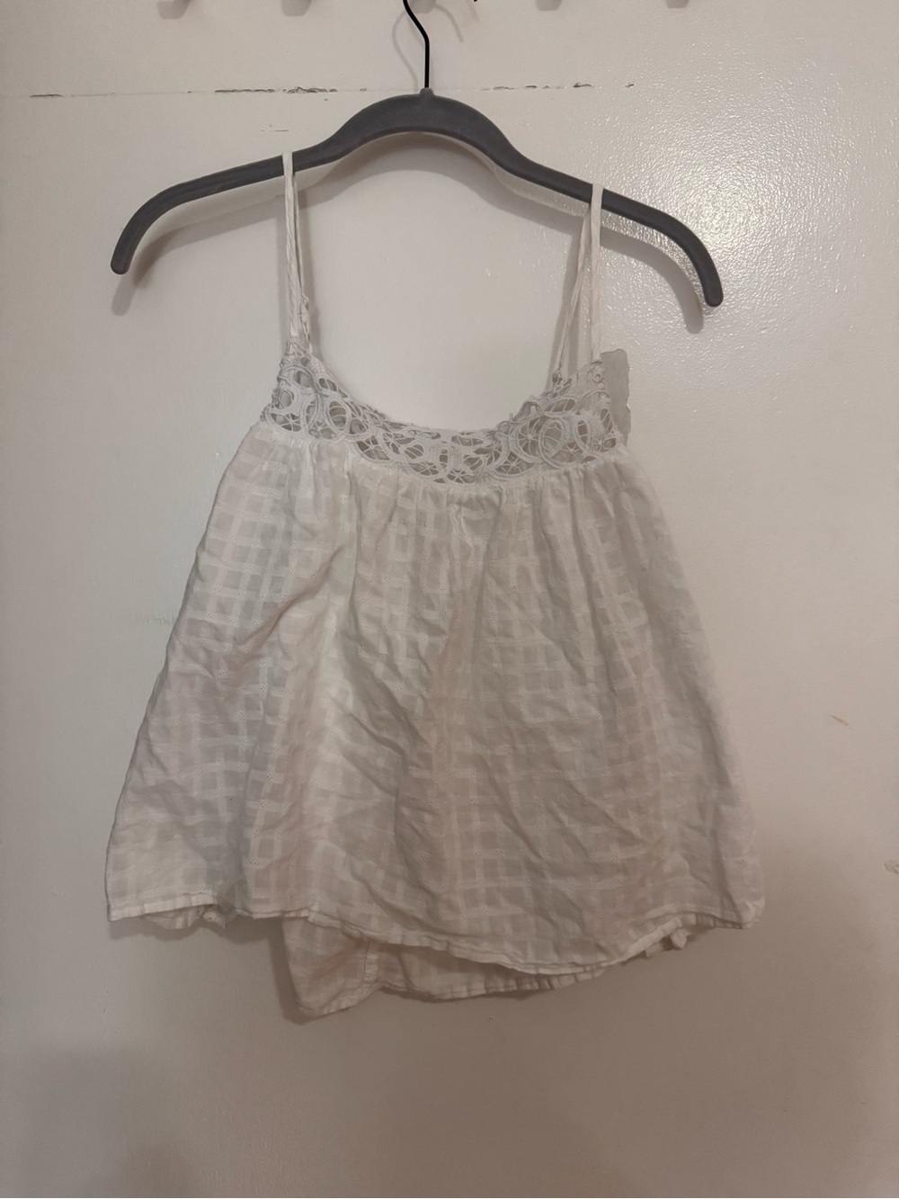 Abercrombie White Crochet-Trim Spaghetti Strap Tank Top
